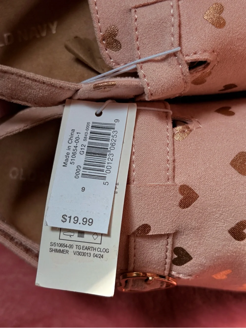 Old Navy Toddler Girl Pink Faux-Suede Heart Clogs - NWT  SIZE 9)